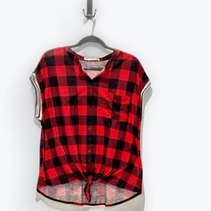 No Boundaries Red and Black Plaid Button-Down Shirt